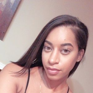 Meet your Posher, Toni